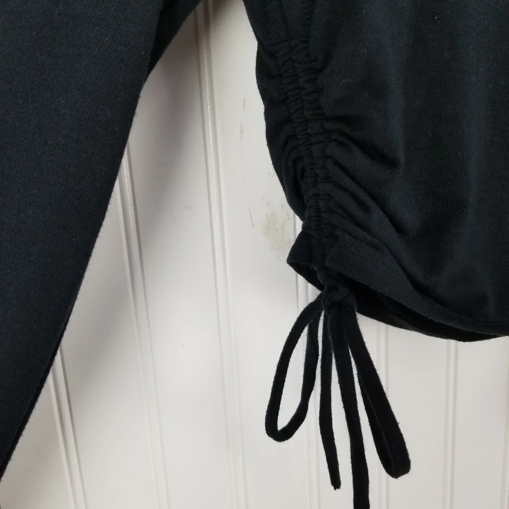 Abercrombie & Fitch Womens Soft AF Crop Top Size XS Black Long Sleeve Ruched